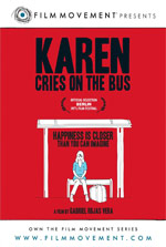 Karen llora en un bus