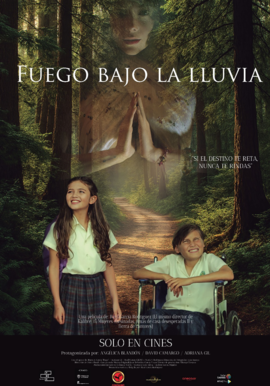 FUEGO BAJO LA LLUVIA